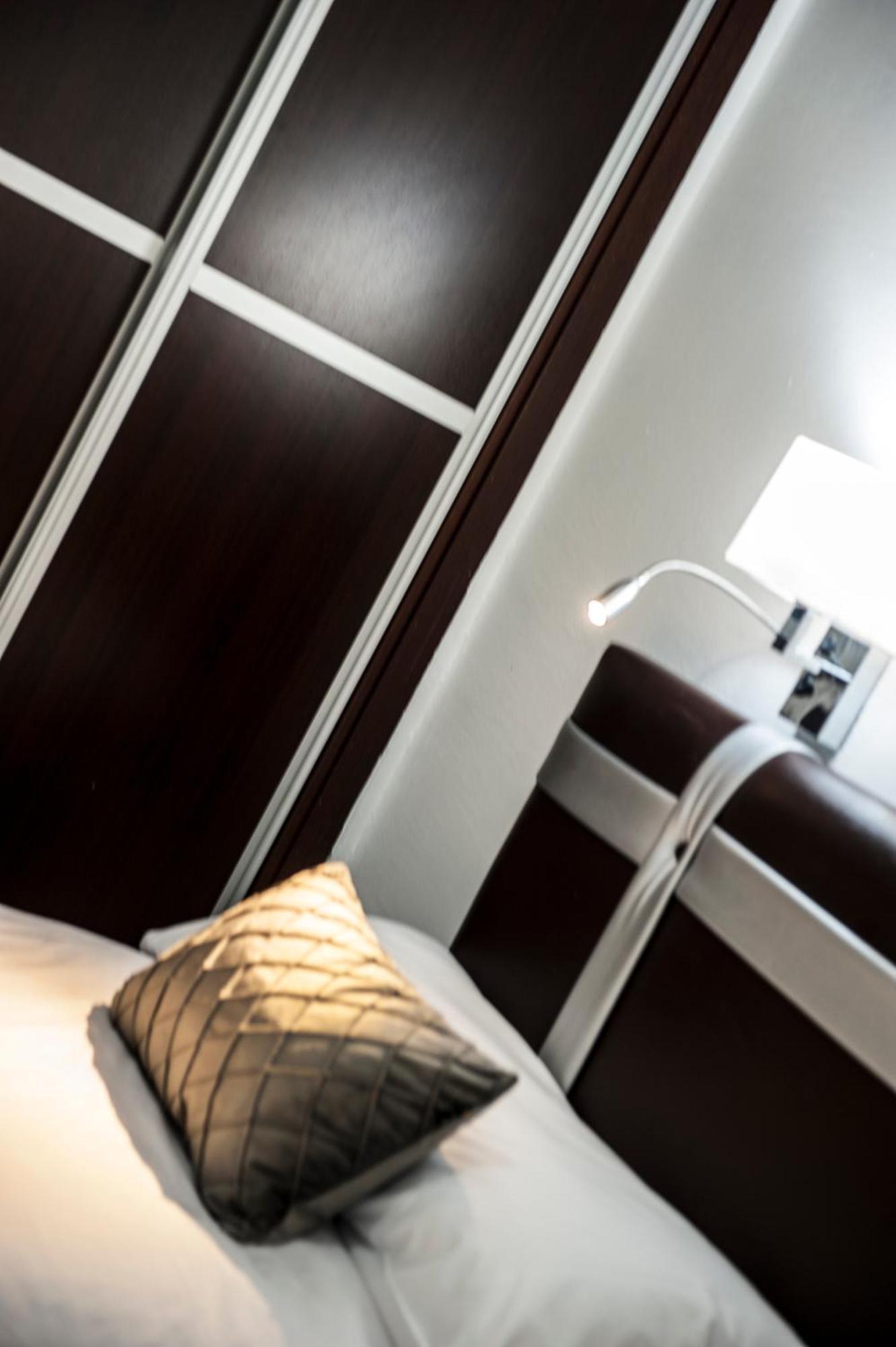 Hostal Las Palomas Lucena Ngoại thất bức ảnh