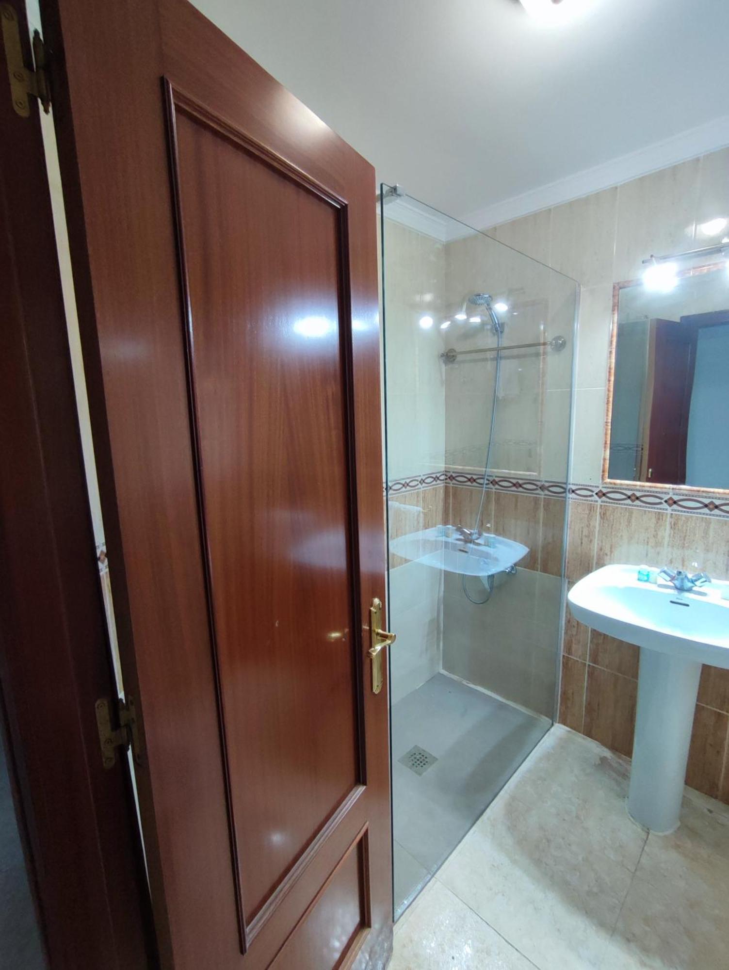 Hostal Las Palomas Lucena Ngoại thất bức ảnh