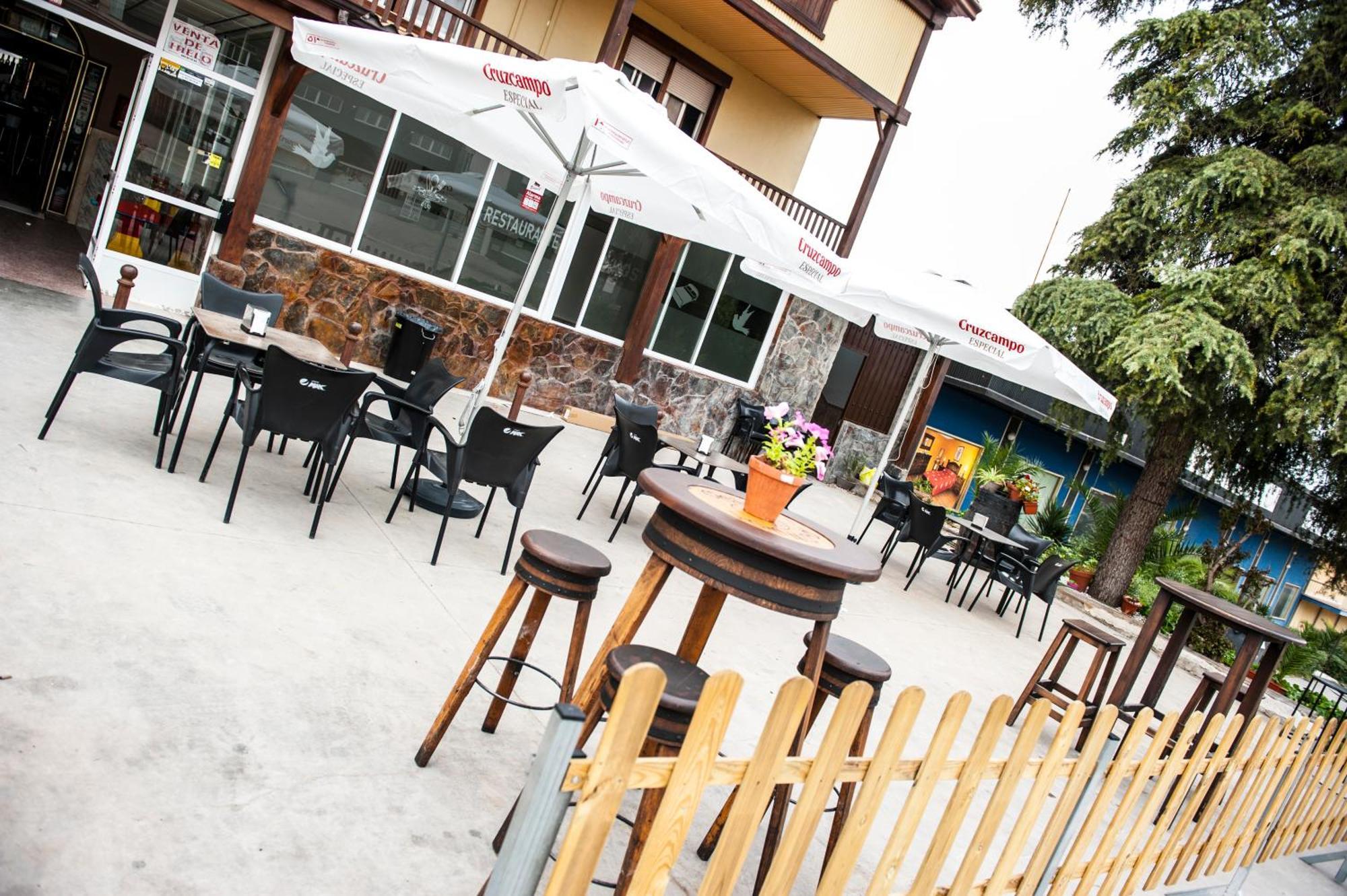 Hostal Las Palomas Lucena Ngoại thất bức ảnh
