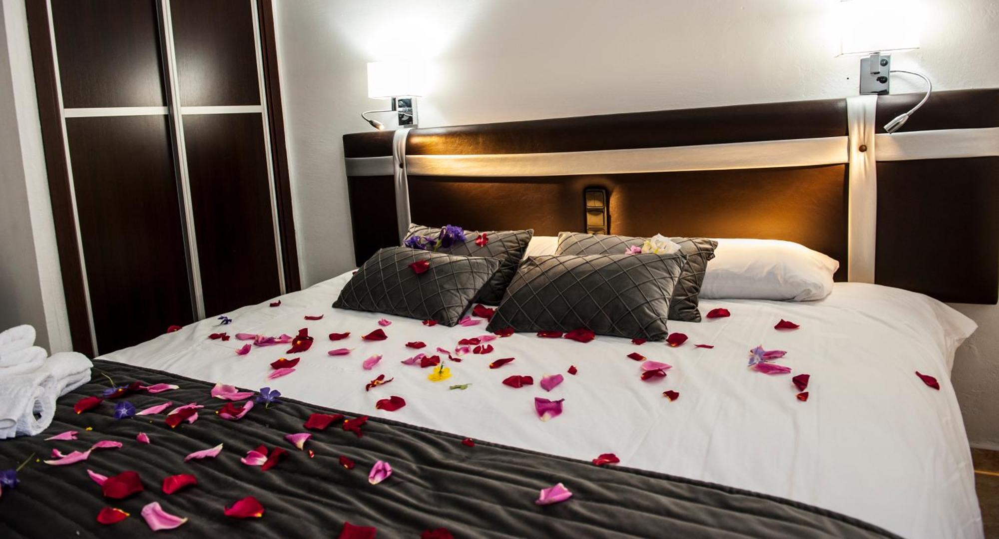 Hostal Las Palomas Lucena Ngoại thất bức ảnh
