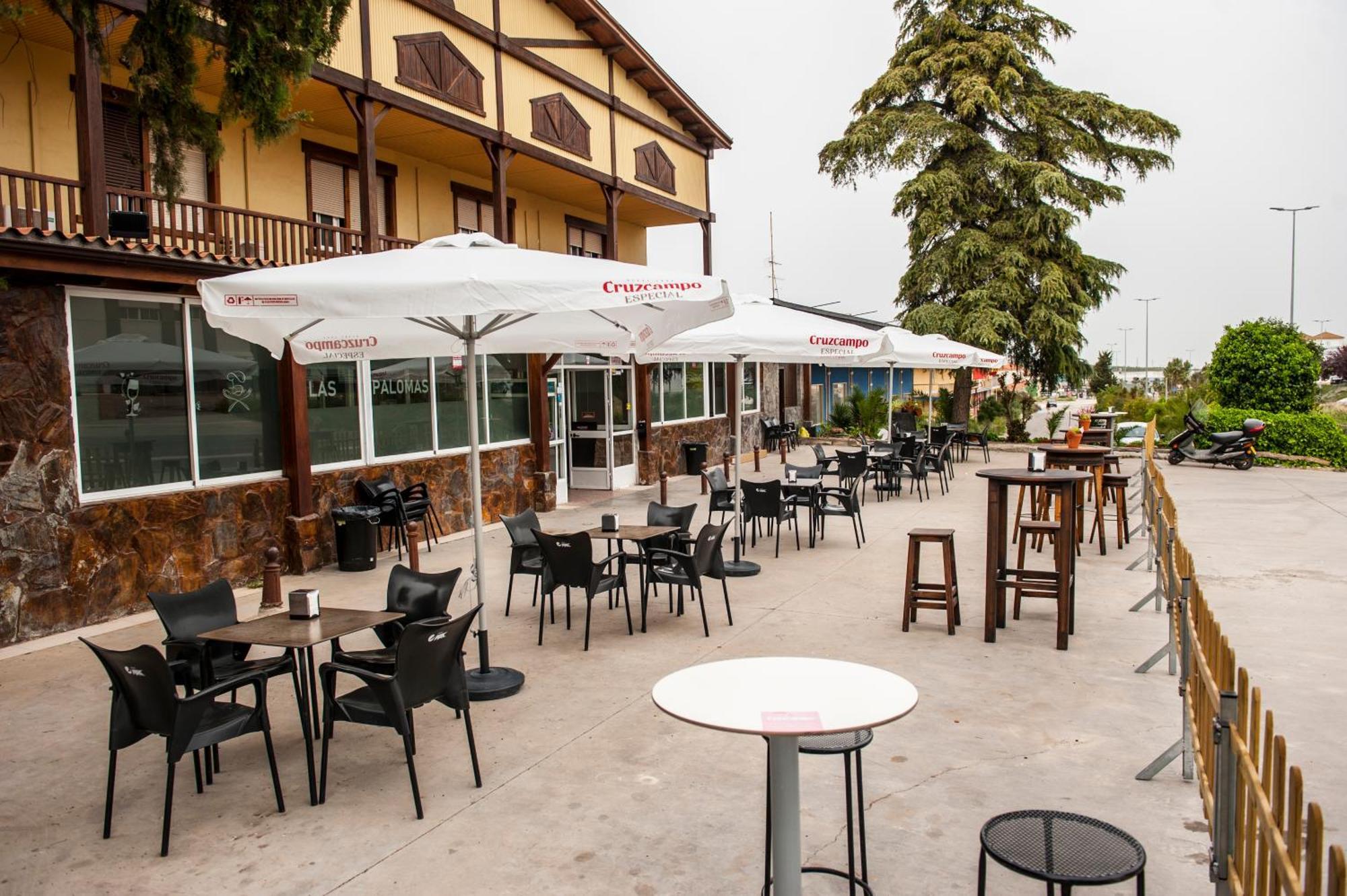Hostal Las Palomas Lucena Ngoại thất bức ảnh